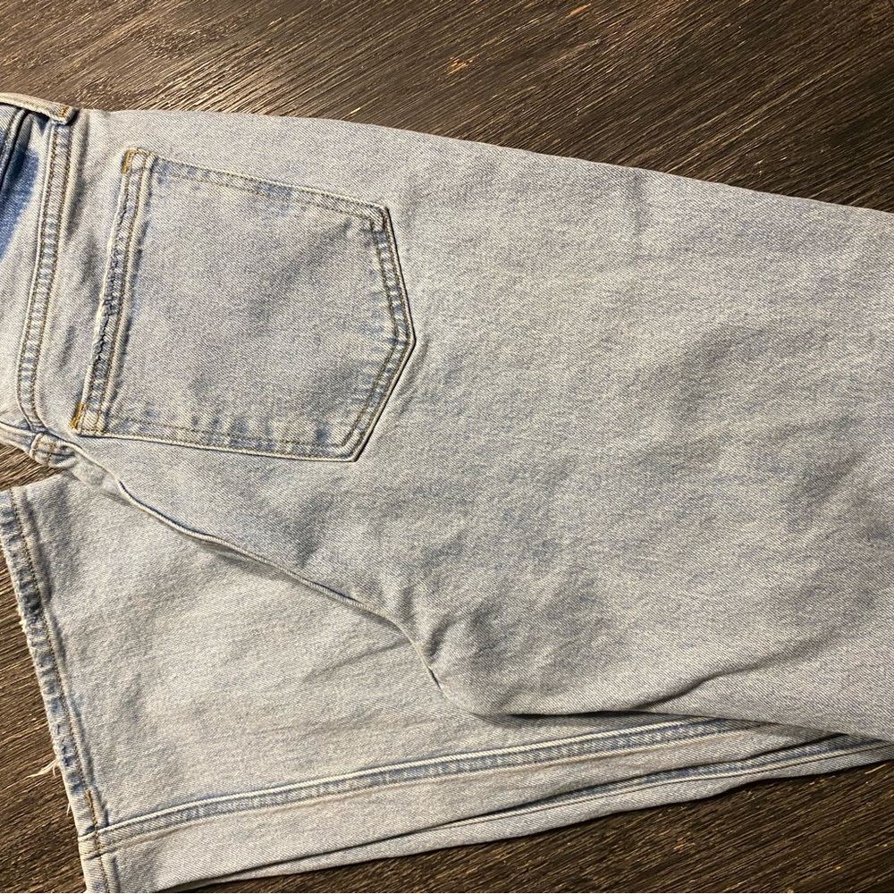 Abercrombie & Fitch Light Wash Denim Jeans